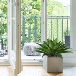 Ferrgoal Artificial Plants Fake Agave Succulent Plant 28 Inch Big Size Faux Succulents Stems For Indoor Outdoor Realistic & Natural Home Decor Plants For Office Perfect Housewarming Gift Green 2 Pack -Artificial Trees Store 51Ofe4Pc2uL